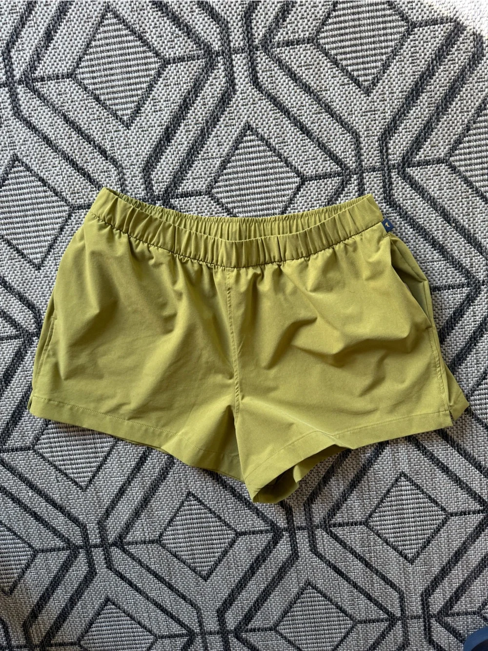 Tracksmith‎ Transit Athletic Running Gym Workout Athleisure Shorts in Olive XL